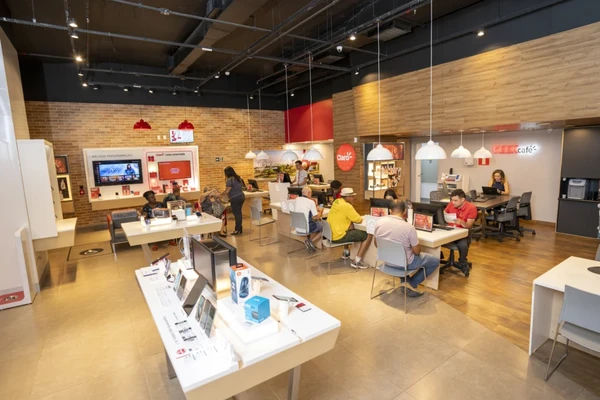 Claro por Reprodução