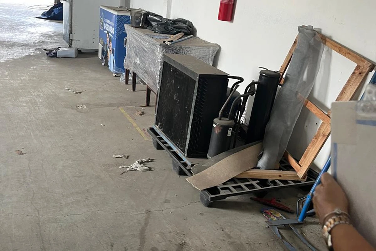 Fábrica foi interditada por Divulgação - SMS