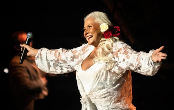 Fafá de Belém por Reprodução | Instagram