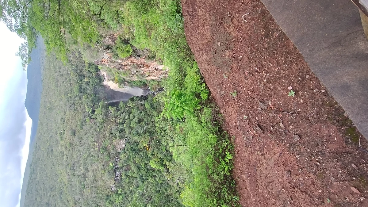 Mirante para a Cachoeira do Mosquito, que recebe este nome por conta dos pequenos diamantes que eram encontrados lá por Donaldson Gomes/CORREIO
