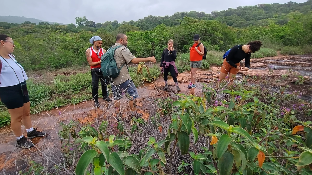 Trilha no no Parque Nacional da Muritiba, em Lençóis por Donaldson Gomes/CORREIO