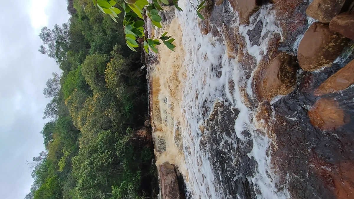 Poço Halley, que recebeu este nome em homenagem ao cometa, no Parque Nacional da Muritiba, em Lençóis por Donaldson Gomes/CORREIO