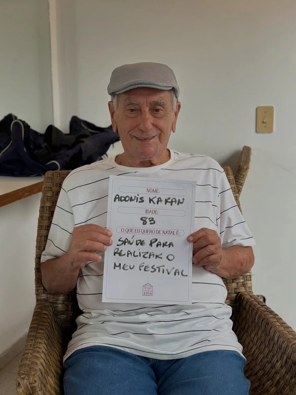 Lista de Natal do Retiro dos Artistas comove seguidores por Reprodução/Instagram