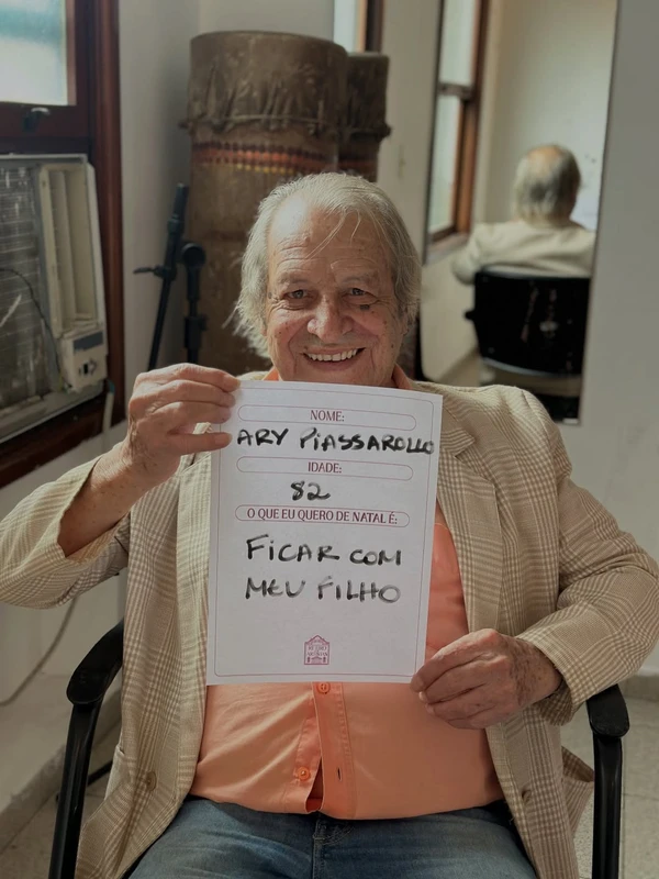 Lista de Natal do Retiro dos Artistas comove seguidores por Reprodução/Instagram