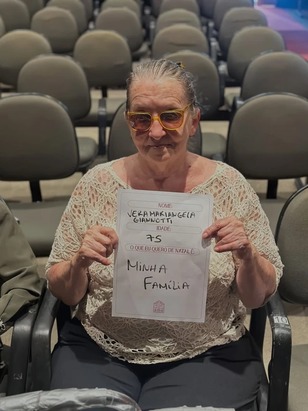 Lista de Natal do Retiro dos Artistas comove seguidores por Reprodução/Instagram