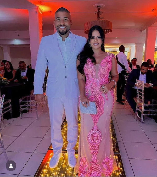 O casal 'DG Rifas' e 'Naroka' é assassinado a tiros num condomínio em Barra de Jacuípe por Acervo Pessoal