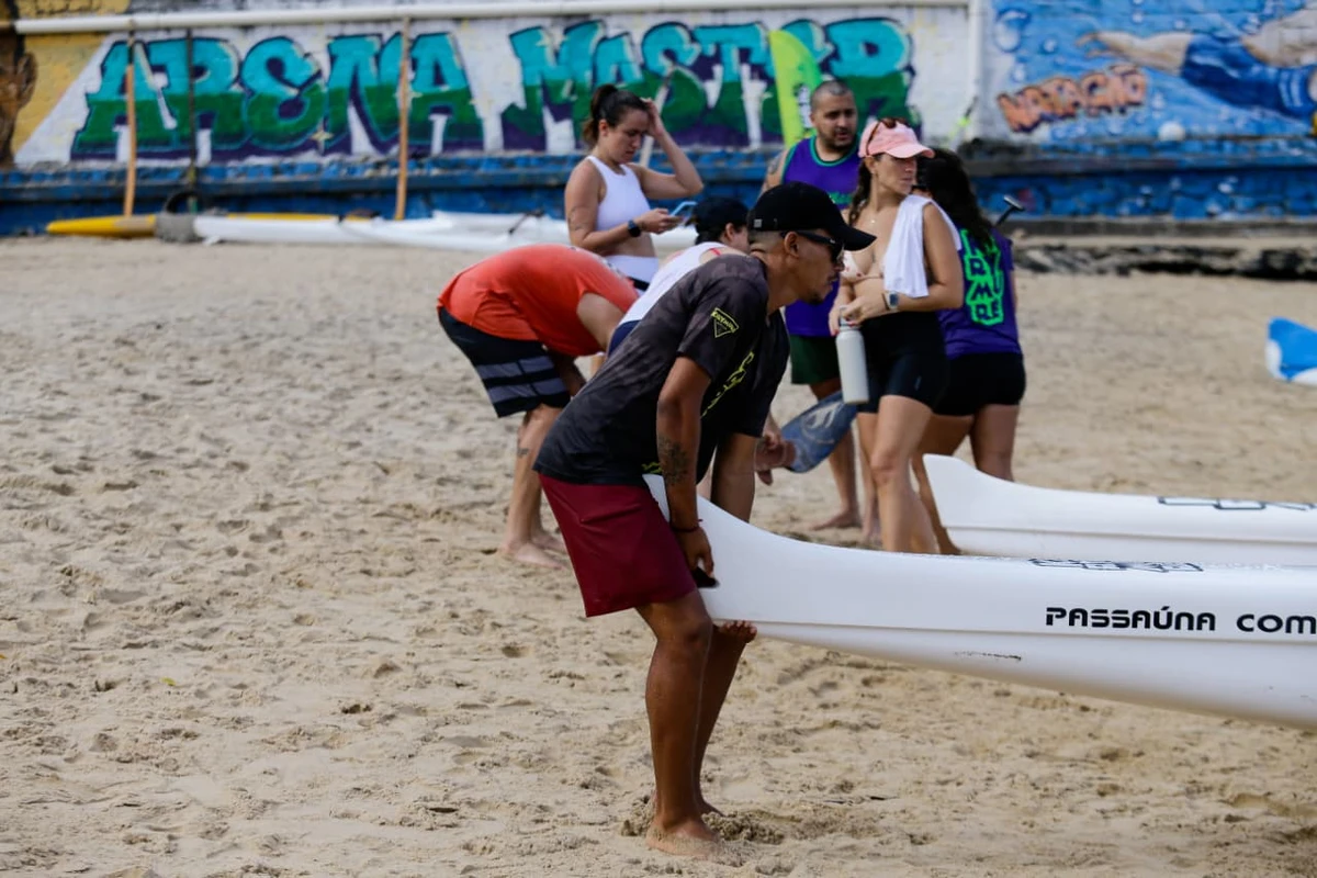 O esporte que transforma a Praia da Preguiça por Arisson Marinho