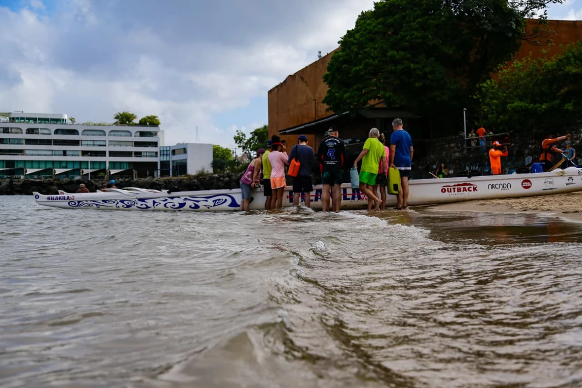 O esporte que transforma a Praia da Preguiça por Arisson Marinho