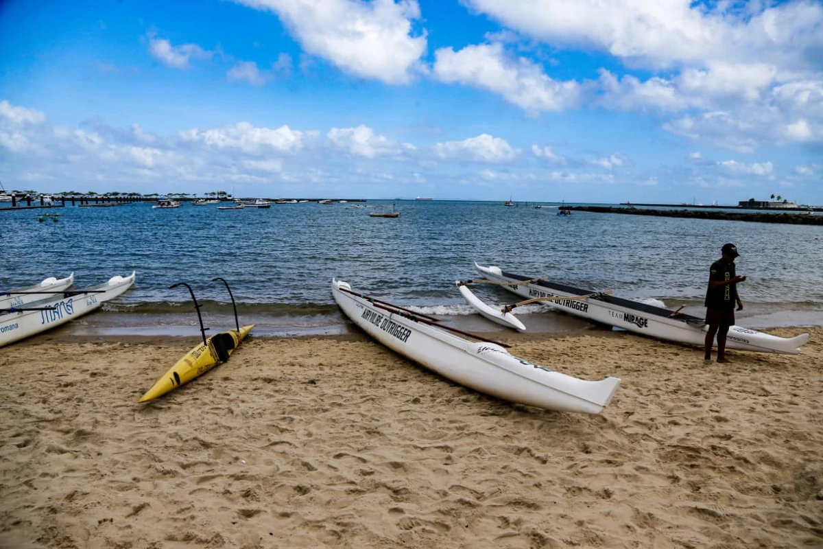 O esporte que transforma a Praia da Preguiça por Arisson Marinho