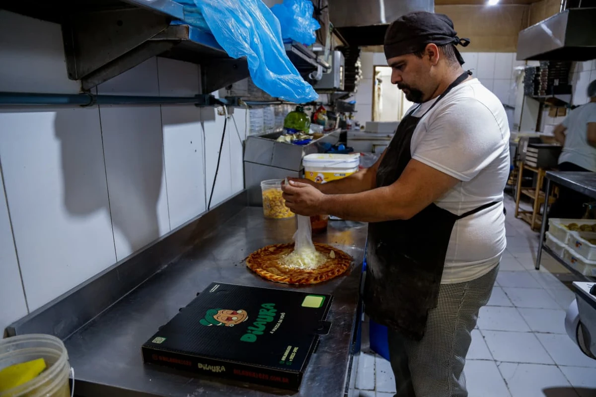 Pizzaria DiLaura por Arisson Marinho