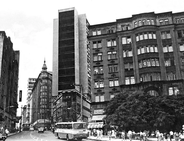 A Cubana, inaugurada na Rua Chile, marcou história como a primeira sorveteria do país. por Arquivo CORREIO
