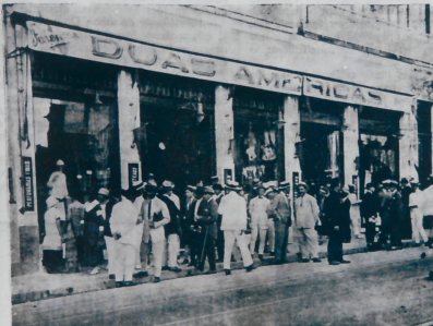 Rua era ponto de encontro da classe média e alta da cidade por Arquivo CORREIO