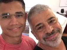 Imagem - Lulu Santos se emociona ao falar de casamento com baiano: ‘Meu encontro com ele redefine a minha vida’