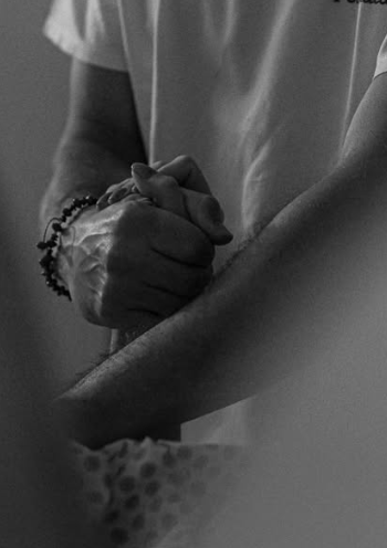 Nasce Clara, filha de Camila Queiroz e Kleber Toledo por Reprodução / Instagram