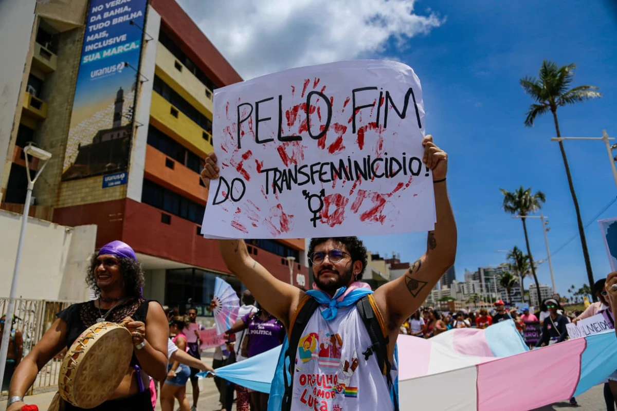 Mobilização ocupou Salvador em protesto contra a violência de gênero por Arisson Marinho/CORREIO