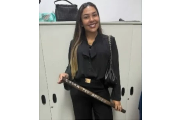  Poliane França Gomes por Reprodução