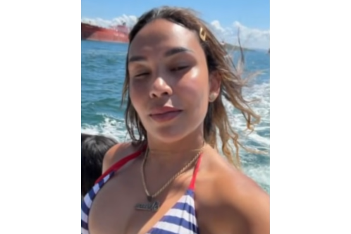  Poliane França Gomes por Reprodução