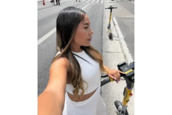  Poliane França Gomes por Reprodução