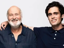 Imagem - Filho de diretor de Hollywood é preso por matar o pai e a mãe dentro de casa