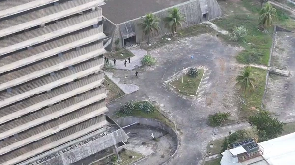 Antiga sede dos Correios acumula roubos e invasões  por Divulgação/GCM