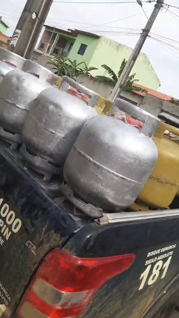 Botijões de gás apreendidos na Bahia por Divulgação