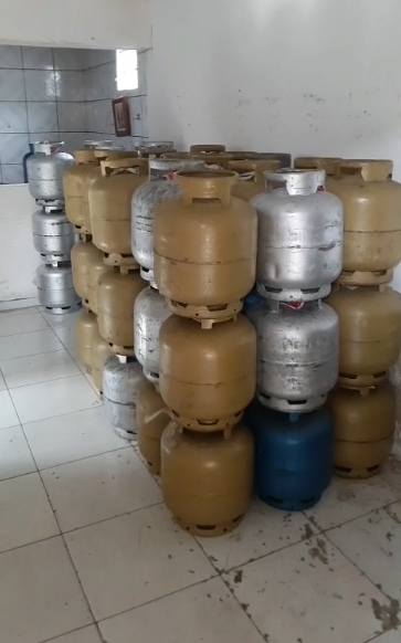 Botijões de gás apreendidos na Bahia por Divulgação