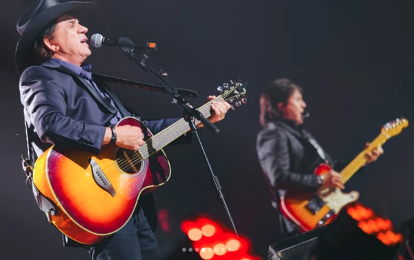 Chitãozinho e Xororó por Reprodução | Instagram