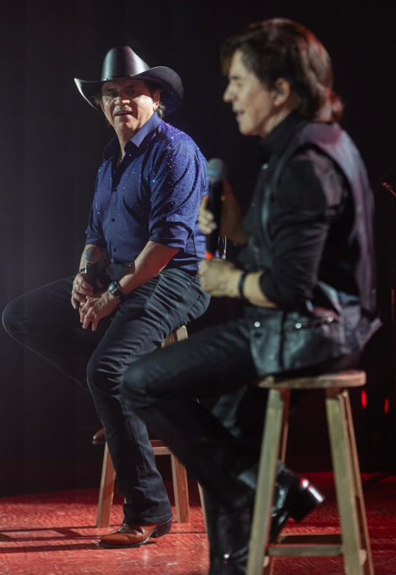 Chitãozinho e Xororó por Reprodução | Instagram