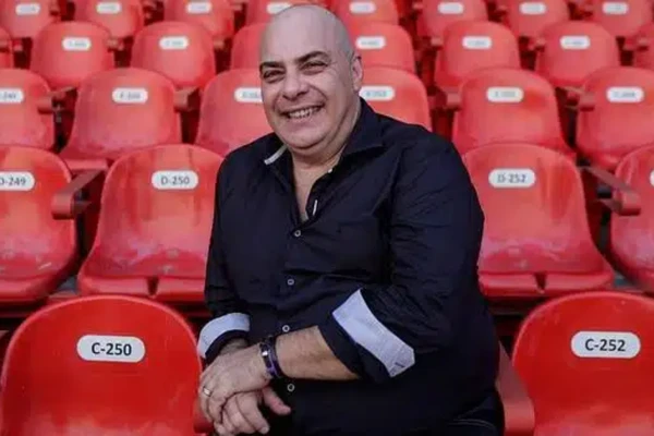 Douglas Schwartzmann, diretor adjunto das categorias de base do São Paulo por Reprodução