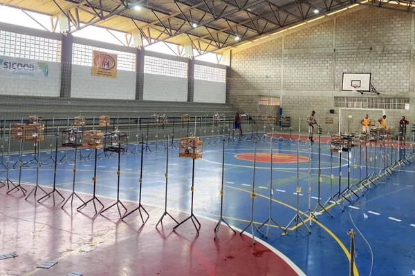 Evento ilegal foi interditado com a chegada das autoridades 