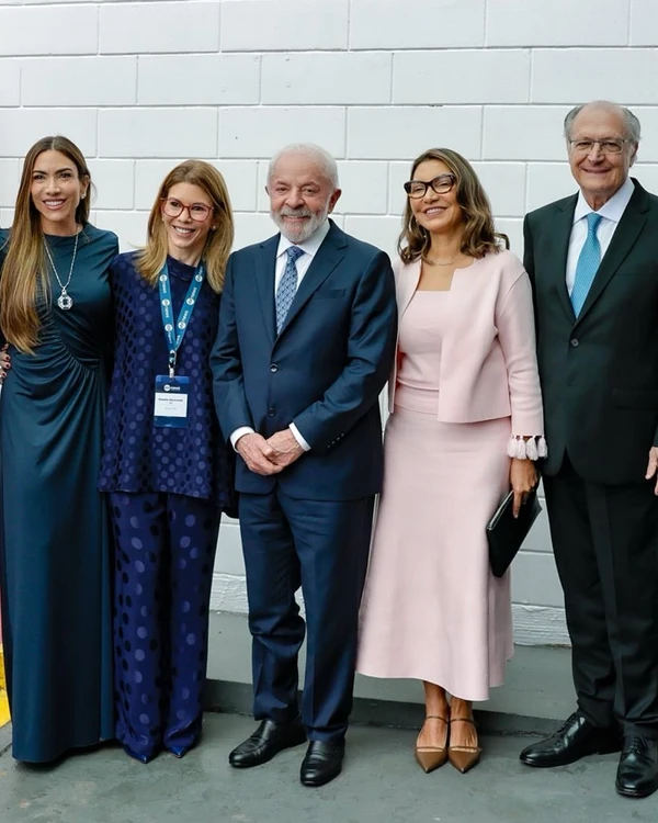 Inauguração do SBT News vira assunto após gesto de Silvia Abravanel nas redes por Ricardo Stuckert