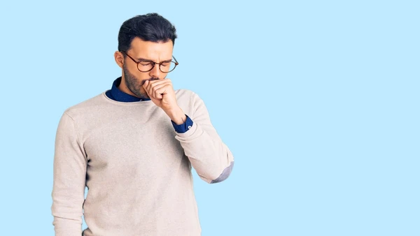 Irritação constante na garganta chama atenção quando não há resfriado associado