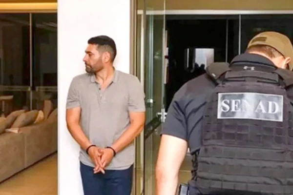 Rodrigo Alvarenga Paredes por Reprodução