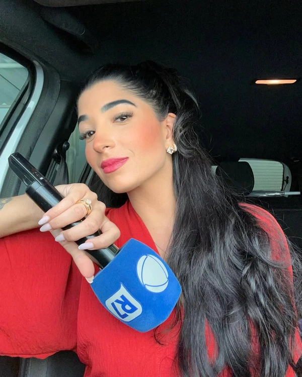 Tainá Reis por Reprodução/Instagram