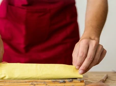 Imagem - Quer um bolo macio e fofinho? Tire agora esse papel manteiga debaixo dele