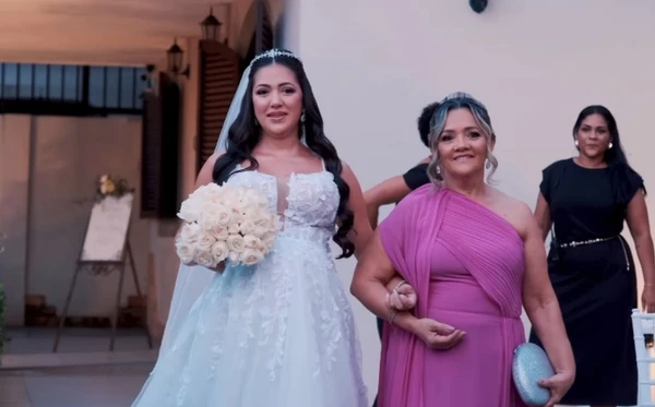 Cristian Bell se casa em cerimônia íntima ao lado de Ana Carla por Reprodução/Instagram