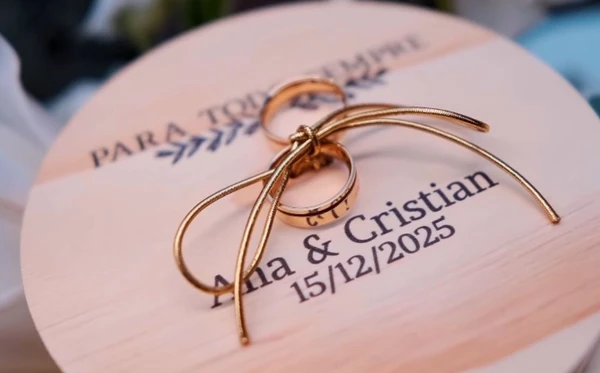 Cristian Bell se casa em cerimônia íntima ao lado de Ana Carla por Reprodução/Instagram