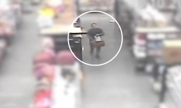 Juiz foi flagrado por câmeras de segurança por Reprodução