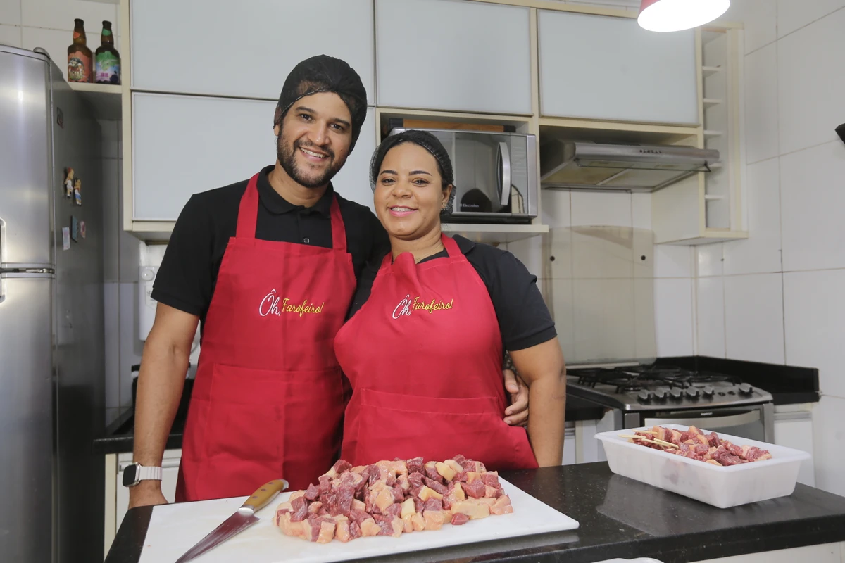 "Oh Farofeiro!" leva o espírito churrasqueiro para festas de Salvador por Arisson Marinho/CORREIO