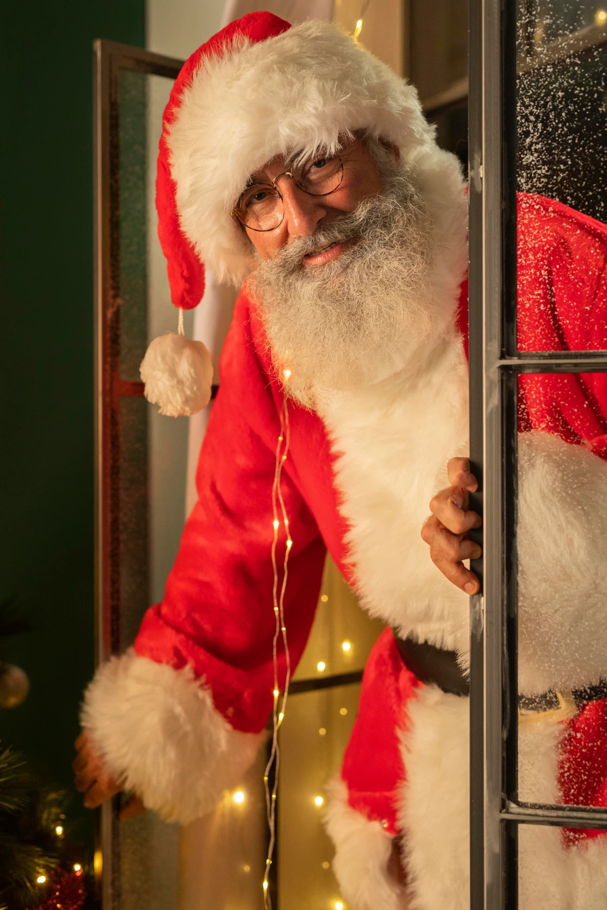 Papai Noel por Reprodução | Freepik