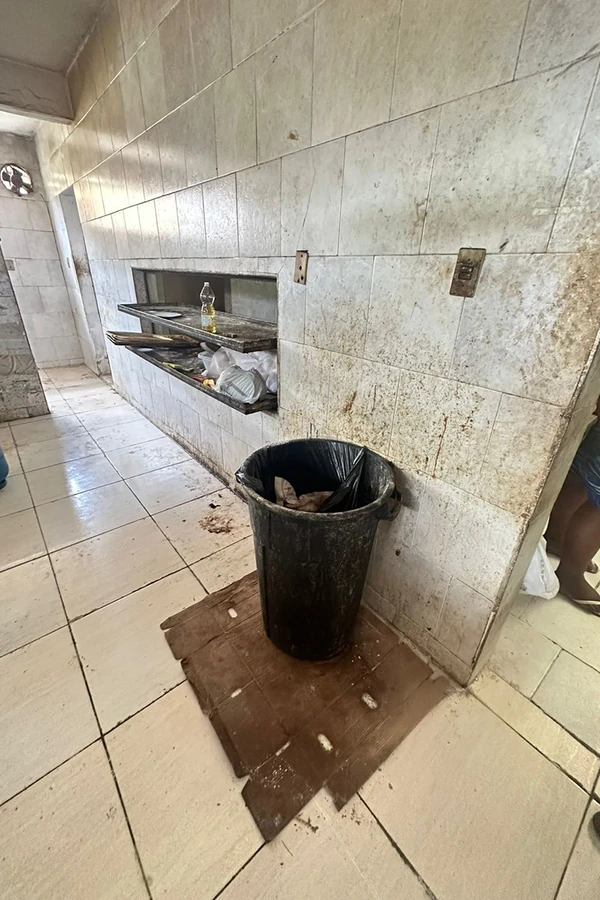 Pastelaria no Caseb foi interditada por Divulgação/SMS