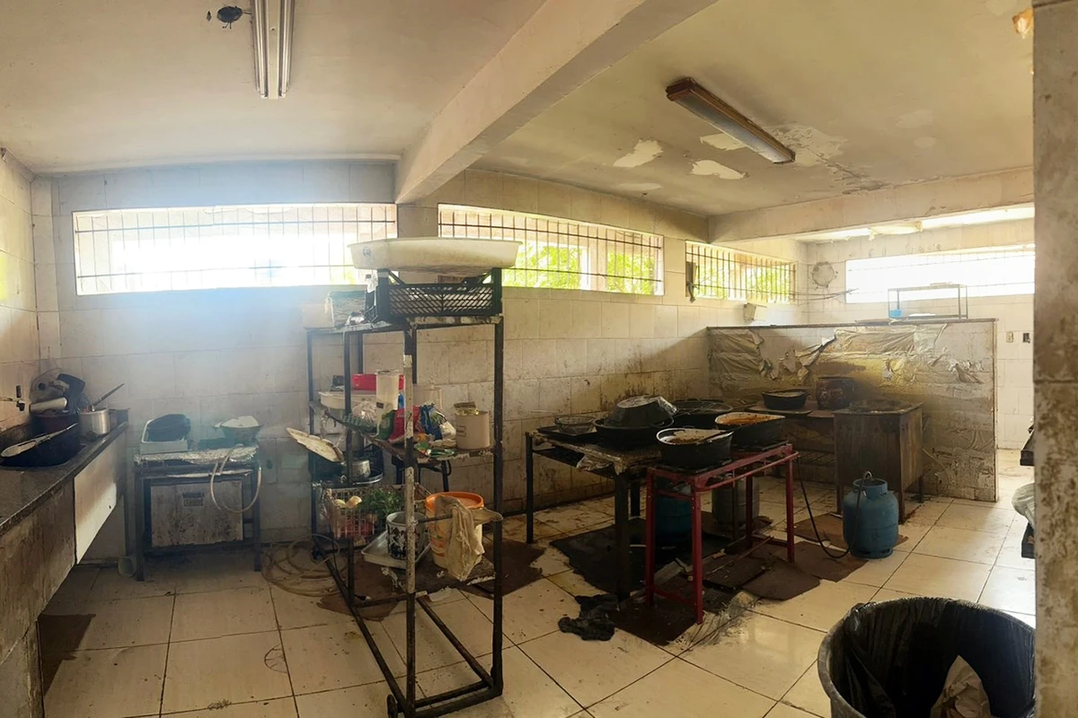 Pastelaria no Caseb foi interditada por Divulgação/SMS