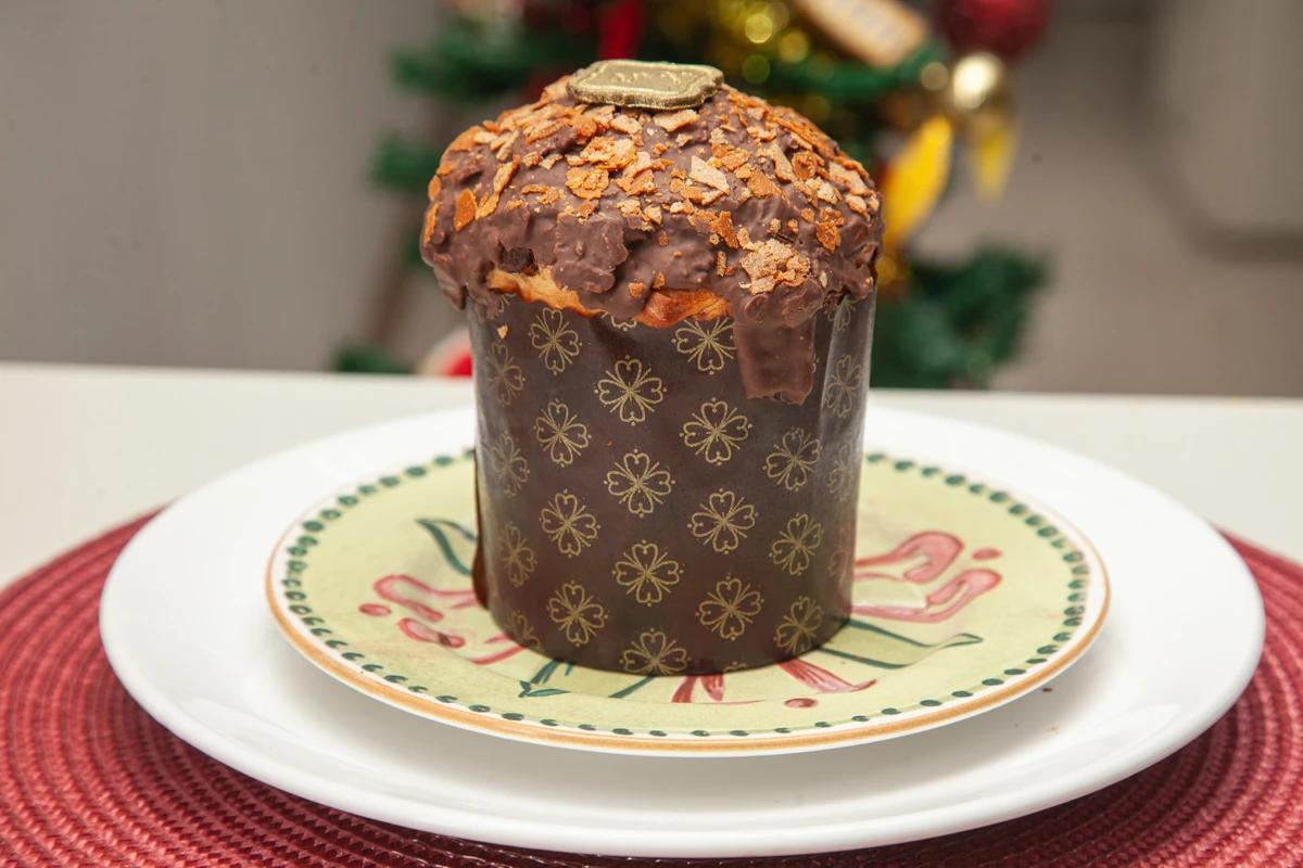 Arq Confeitaria - Correio Experimenta Panetone 2025 por Sora Maia/CORREIO