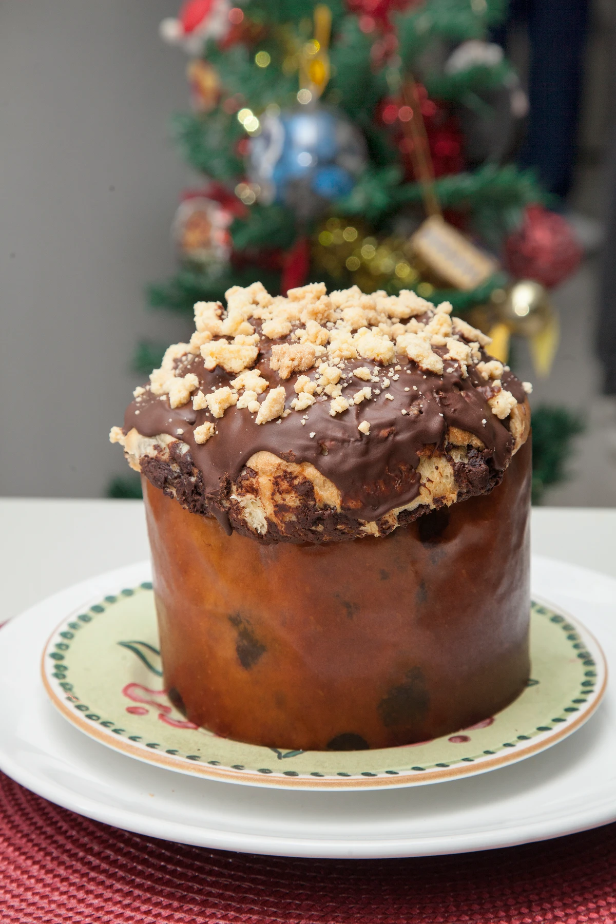 Bia Prendada - Correio Experimenta Panetone 2025 por Sora Maia/CORREIO