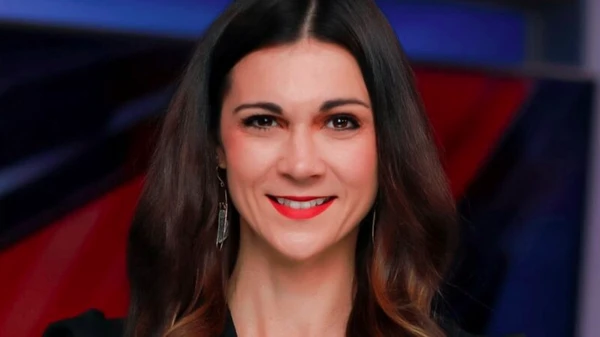 Repórter de TV Christina Chambers por Reprodução | Redes Sociais