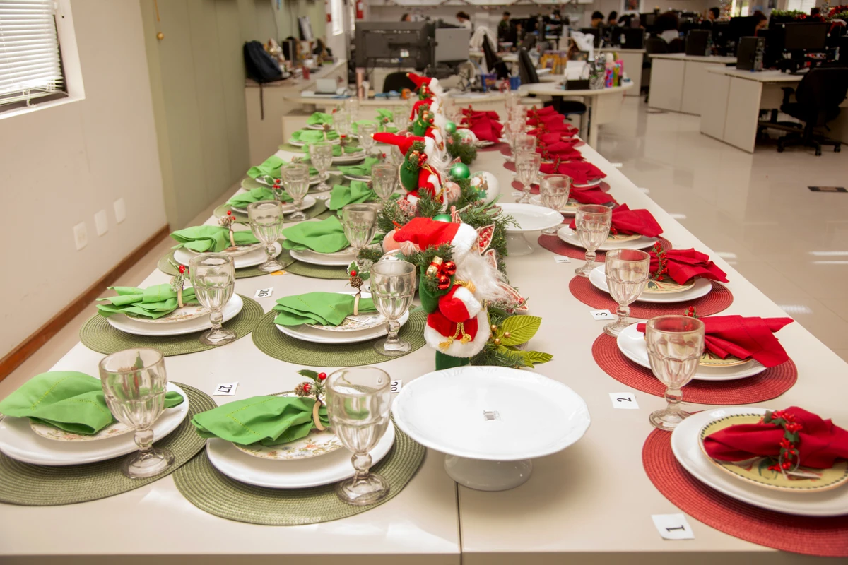 Decoração Ferreira Costa - Correio Experimenta Panetone 2025 por Sora Maia/CORREIO