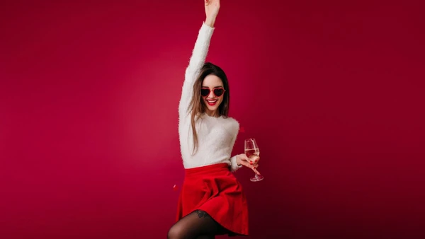 Descubra o significado espiritual e terapêutico da cor de 2026 e como encontrar sua cor pessoal para o novo ciclo