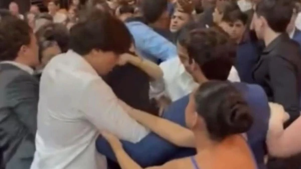 Festa terminou em confusão