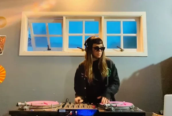Gisele Frade trabalha como DJ  por Reprodução 