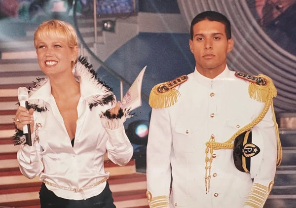 Ator foi paquito da Xuxa por Reprodução | Redes Sociais
